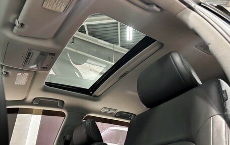 Toyota Land Cruiser 200, 2008 год, 3 600 000 рублей, 31 фотография