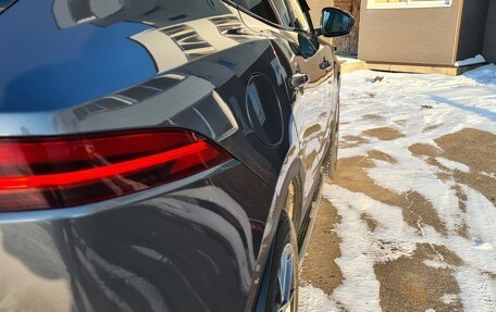 Jaguar E-Pace, 2019 год, 3 650 000 рублей, 7 фотография