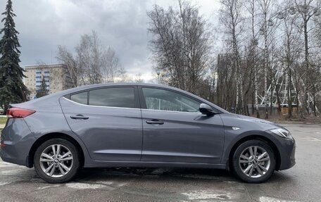 Hyundai Elantra VI рестайлинг, 2017 год, 1 550 000 рублей, 4 фотография