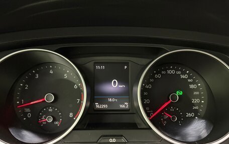 Volkswagen Tiguan II, 2017 год, 2 080 000 рублей, 14 фотография