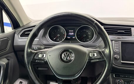 Volkswagen Tiguan II, 2017 год, 2 080 000 рублей, 13 фотография