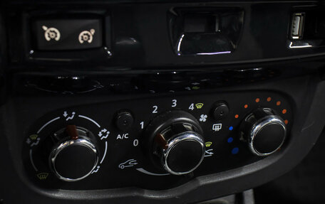 Renault Duster I рестайлинг, 2015 год, 1 198 000 рублей, 19 фотография