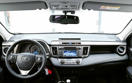 Toyota RAV4, 2014 год, 2 090 000 рублей, 10 фотография