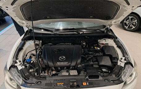 Mazda 6, 2017 год, 1 970 000 рублей, 11 фотография