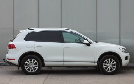 Volkswagen Touareg III, 2012 год, 2 070 000 рублей, 4 фотография