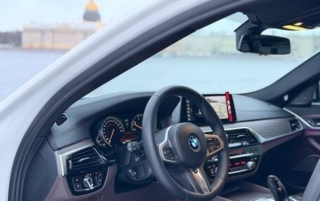 BMW 5 серия, 2017 год, 4 549 000 рублей, 13 фотография