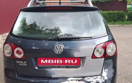 Volkswagen Golf Plus I, 2008 год, 480 000 рублей, 2 фотография