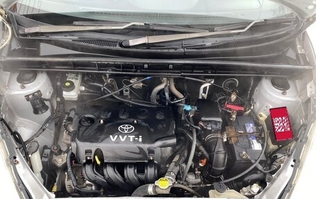 Toyota FunCargo, 2002 год, 399 999 рублей, 13 фотография