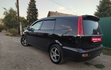 Honda Stream I рестайлинг, 2002 год, 600 000 рублей, 3 фотография