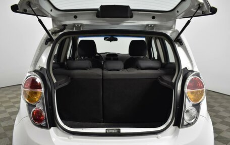 Chevrolet Spark III, 2011 год, 440 000 рублей, 17 фотография