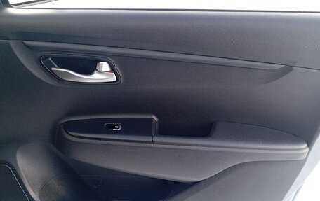 KIA Rio IV, 2019 год, 1 599 000 рублей, 21 фотография