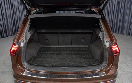 Volkswagen Tiguan II, 2020 год, 3 998 000 рублей, 10 фотография