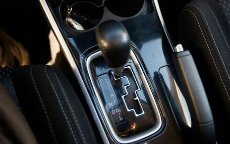 Mitsubishi Outlander III рестайлинг 3, 2018 год, 1 850 000 рублей, 14 фотография