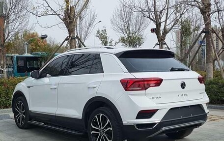 Volkswagen T-Roc I, 2022 год, 2 125 000 рублей, 4 фотография