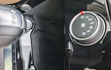 Volkswagen T-Roc I, 2022 год, 2 125 000 рублей, 19 фотография