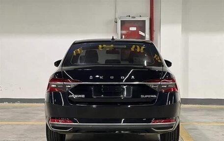 Skoda Superb III рестайлинг, 2022 год, 2 625 000 рублей, 6 фотография