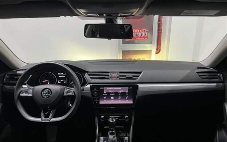 Skoda Superb III рестайлинг, 2022 год, 2 625 000 рублей, 13 фотография