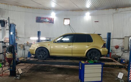 Volkswagen Golf IV, 1998 год, 400 000 рублей, 2 фотография