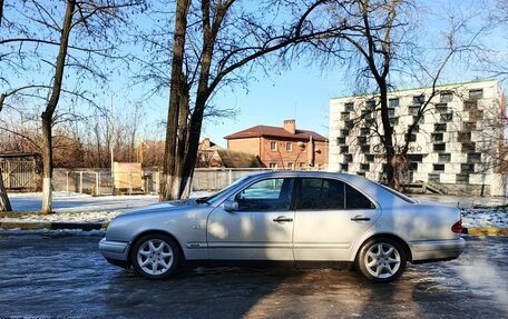 Mercedes-Benz E-Класс, 1999 год, 720 000 рублей, 4 фотография