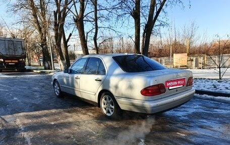 Mercedes-Benz E-Класс, 1999 год, 720 000 рублей, 5 фотография