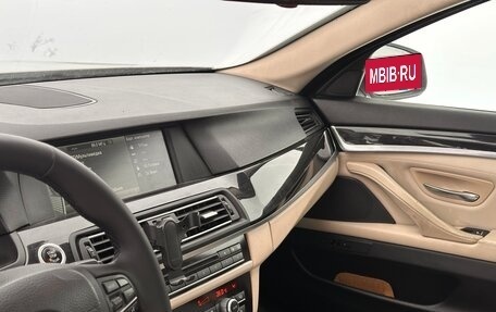 BMW 5 серия, 2010 год, 1 290 000 рублей, 12 фотография