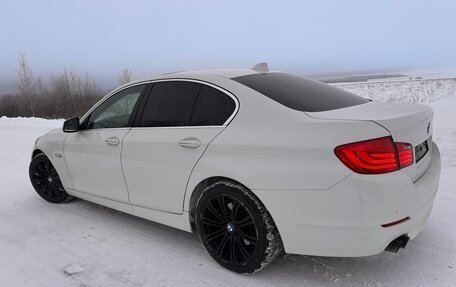 BMW 5 серия, 2010 год, 1 290 000 рублей, 14 фотография