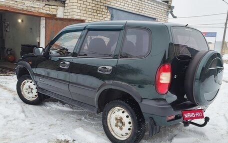 Chevrolet Niva I рестайлинг, 2004 год, 288 000 рублей, 3 фотография