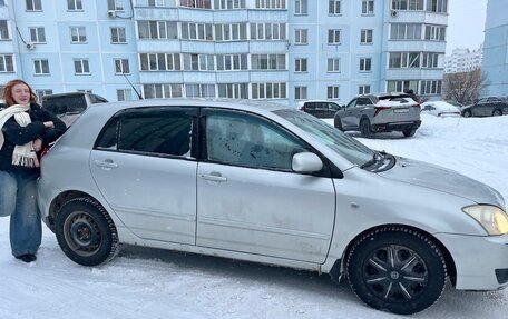 Toyota Corolla, 2004 год, 550 000 рублей, 3 фотография