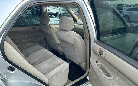 Toyota Vista V30, 2003 год, 799 000 рублей, 18 фотография