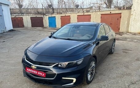 Chevrolet Malibu IX, 2017 год, 1 820 000 рублей, 1 фотография