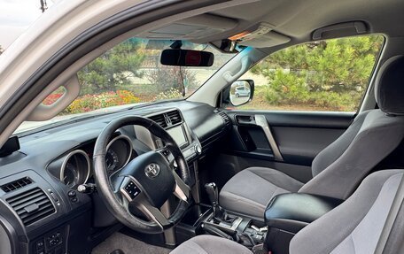 Toyota Land Cruiser 200, 2012 год, 3 100 000 рублей, 7 фотография