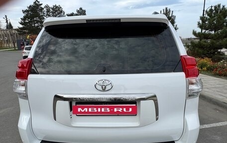 Toyota Land Cruiser 200, 2012 год, 3 100 000 рублей, 5 фотография