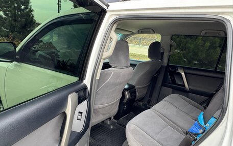 Toyota Land Cruiser 200, 2012 год, 3 100 000 рублей, 9 фотография