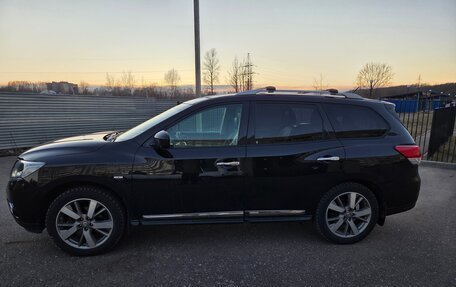 Nissan Pathfinder, 2015 год, 1 650 000 рублей, 2 фотография