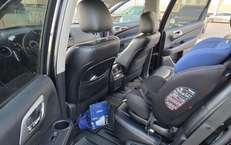 Nissan Pathfinder, 2015 год, 1 650 000 рублей, 15 фотография