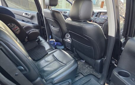 Nissan Pathfinder, 2015 год, 1 650 000 рублей, 12 фотография