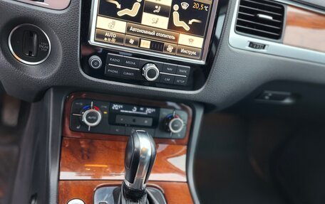 Volkswagen Touareg III, 2011 год, 1 930 000 рублей, 9 фотография