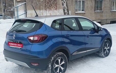 Renault Kaptur I рестайлинг, 2021 год, 1 899 000 рублей, 7 фотография