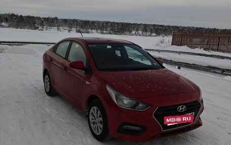 Hyundai Solaris II рестайлинг, 2018 год, 1 250 000 рублей, 3 фотография