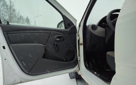 Renault Logan I, 2015 год, 370 000 рублей, 5 фотография