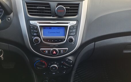 Hyundai Solaris II рестайлинг, 2013 год, 695 000 рублей, 16 фотография