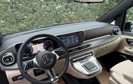 Mercedes-Benz V-Класс, 2025 год, 14 490 000 рублей, 24 фотография