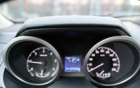 Toyota Land Cruiser Prado 150 рестайлинг 2, 2015 год, 2 770 000 рублей, 10 фотография