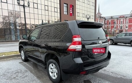 Toyota Land Cruiser Prado 150 рестайлинг 2, 2015 год, 2 770 000 рублей, 8 фотография
