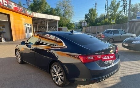Chevrolet Malibu IX, 2017 год, 1 820 000 рублей, 7 фотография