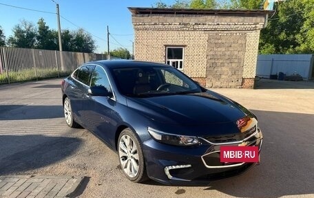 Chevrolet Malibu IX, 2017 год, 1 820 000 рублей, 6 фотография