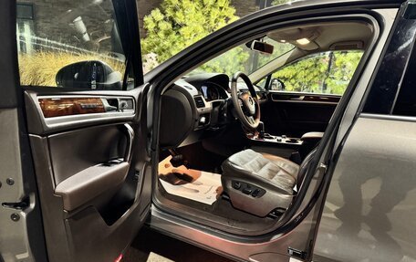 Volkswagen Touareg III, 2012 год, 2 400 000 рублей, 6 фотография