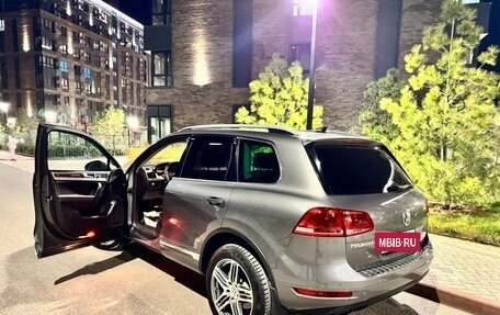 Volkswagen Touareg III, 2012 год, 2 400 000 рублей, 9 фотография