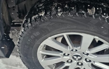 Mitsubishi Pajero Sport III рестайлинг, 2019 год, 3 300 000 рублей, 6 фотография