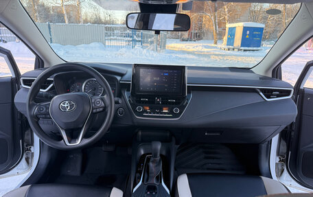 Toyota Corolla, 2022 год, 2 700 000 рублей, 6 фотография